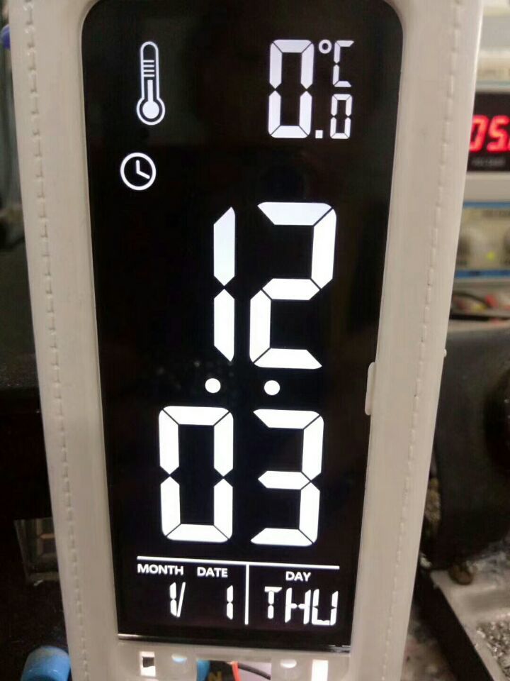 Consumer Electronics Vertical Alignment Display 200cd/M2 Vertical ...